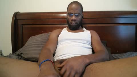 tinycock_1979 online show from October 19, 3:38 pm