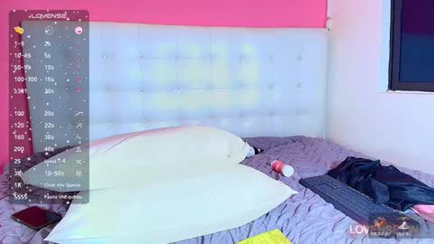 LITTLE MIKAELA   online show from December 11, 8:47 am