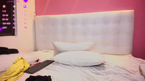 LITTLE MIKAELA   online show from January 17, 9:17 am