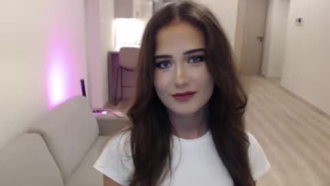 Lili online show from November 3, 6:31 pm