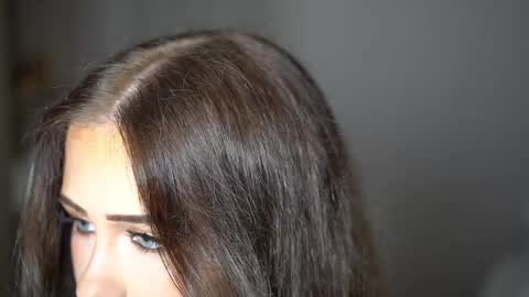 Lili online show from November 22, 3:54 pm