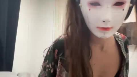 Tinks online show from January 13, 9:44 pm