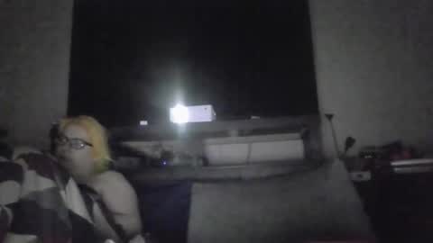 tipthekittenxo online show from January 17, 8:35 am