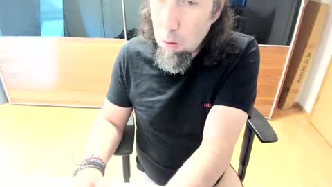 Tirolerboy27 online show from May 26, 11:05 am