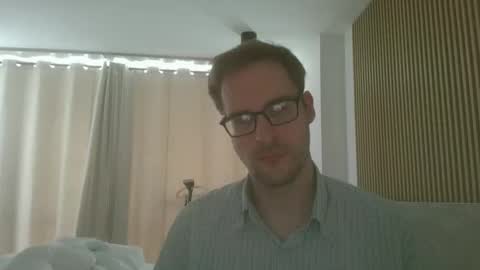 titlovercums online show from April 19, 5:19 am