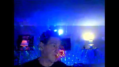 Snapshot of tkthedj chatting on March 11, 1:59 am TK online show from March 11, 1:59 am