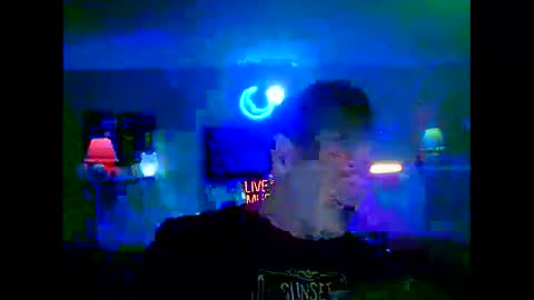 Snapshot of tkthedj chatting on September 18, 1:42 am TK online show from September 18, 1:42 am
