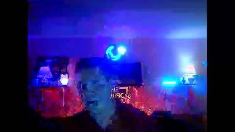 Snapshot of tkthedj chatting on October 5, 10:06 pm TK online show from October 5, 10:06 pm