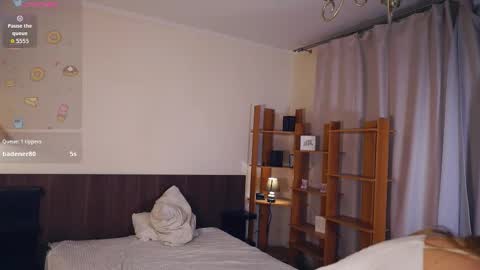 Mary online show from November 26, 6:43 am