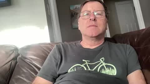 Joshua1983 online show from February 6, 10:00 pm