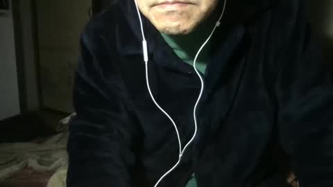 small man online show from March 9, 7:26 pm