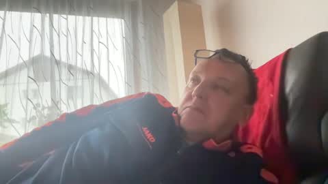 Tom online show from December 22, 12:16 pm