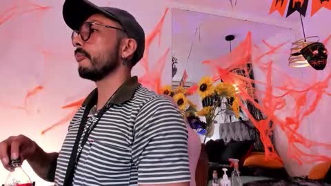 Master of pleasure online show from October 27, 12:38 pm