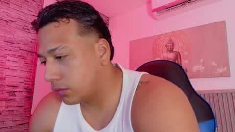 Tom muscle1 online show from January 11, 12:11 pm