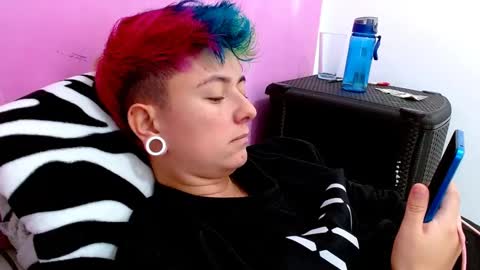 Blue online show from September 29, 8:19 pm