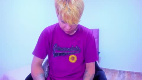 tomboygirl69 online show from March 14, 11:47 am