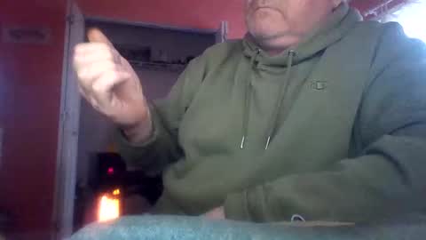 tomcat4848 online show from April 2, 9:11 pm