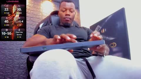 Tom Mike online show from March 13, 6:44 pm