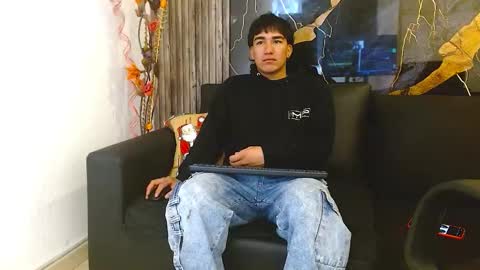 tommy160920 online show from December 1, 12:47 pm