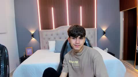 Tommy  online show from September 16, 3:19 am