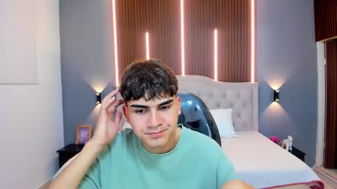 Tommy  online show from October 30, 4:02 am