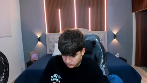 Tommy  online show from September 17, 3:32 am