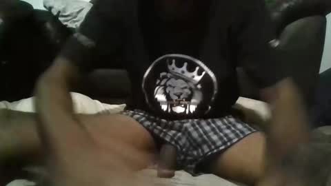 Snapshot of tommy_007_vercetti chatting on October 16, 7:02 pm Tommy Vercetti online show from October 16, 7:02 pm