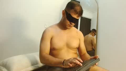 tomm online show from July 22, 2:03 am