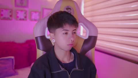 Blue  online show from March 17, 12:54 pm