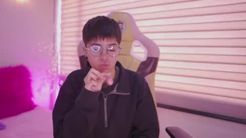 Blue  online show from April 20, 12:19 pm