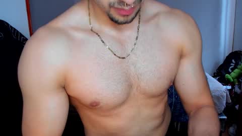 Twitter BreddTommy IG tommy bredd online show from November 9, 3:15 pm