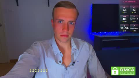 Snapshot of tommy_cumfinger chatting on December 3, 7:05 am Tommy online show from December 3, 7:05 am