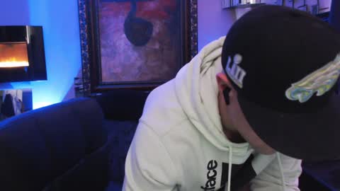 Snapshot of tommy_knuckles chatting on February 7, 11:45 pm Tommy online show from February 7, 11:45 pm