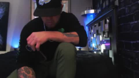 Tommy online show from December 16, 9:54 pm