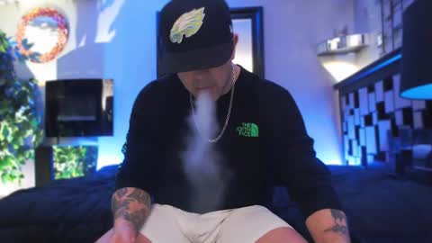 Snapshot of tommy_knuckles chatting on February 28, 8:31 am Tommy online show from February 28, 8:31 am