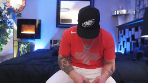 Snapshot of tommy_knuckles chatting on February 26, 6:30 am Tommy online show from February 26, 6:30 am