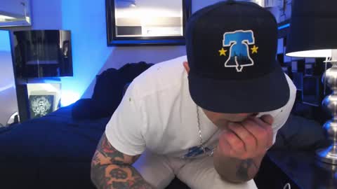 Snapshot of tommy_knuckles chatting on February 12, 3:05 pm Tommy online show from February 12, 3:05 pm