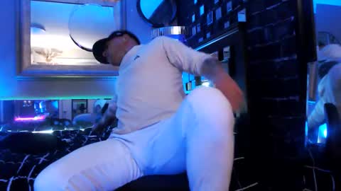 Tommy online show from April 20, 5:54 am