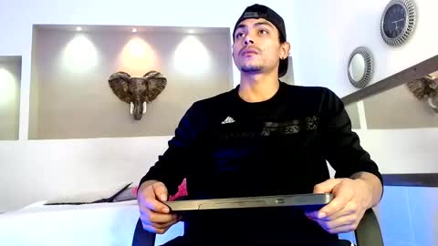 Tommy online show from November 1, 10:25 am