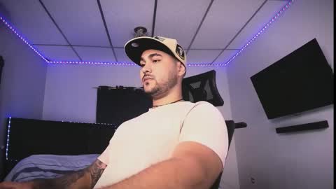 tommy_sccott online show from March 5, 10:30 pm