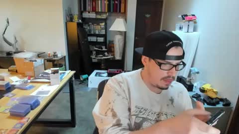 Tommy online show from December 8, 10:36 pm