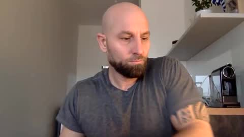 Thomas Fit online show from February 23, 8:39 am