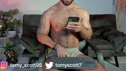 tomy_scott6 online show from March 18, 11:16 am