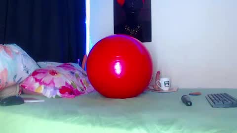 Tomyjailen online show from February 4, 10:34 pm