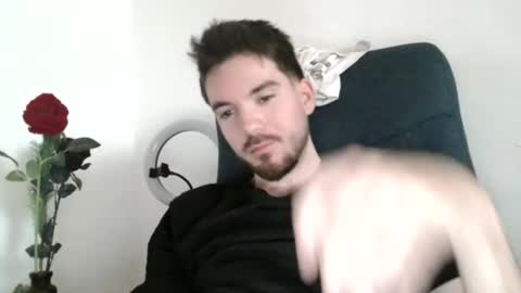 Onlyfans - Tomylind keep you in touch there online show from January 11, 9:15 am