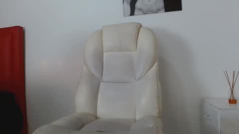 TONI BELMONT online show from March 10, 9:51 pm