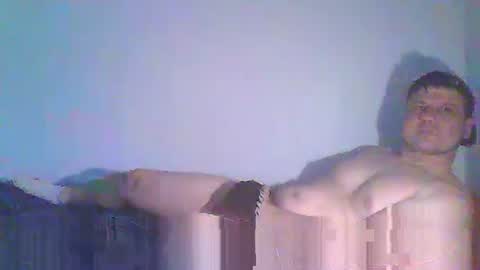 tonny54880 online show from March 2, 6:37 am