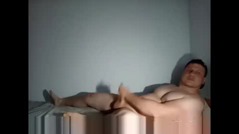 tonny54880 online show from April 8, 8:34 pm