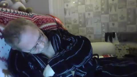 tony14712 online show from December 6, 2:18 am