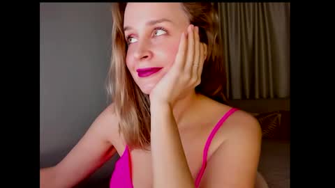 Tony and Alice online show from February 6, 8:56 pm